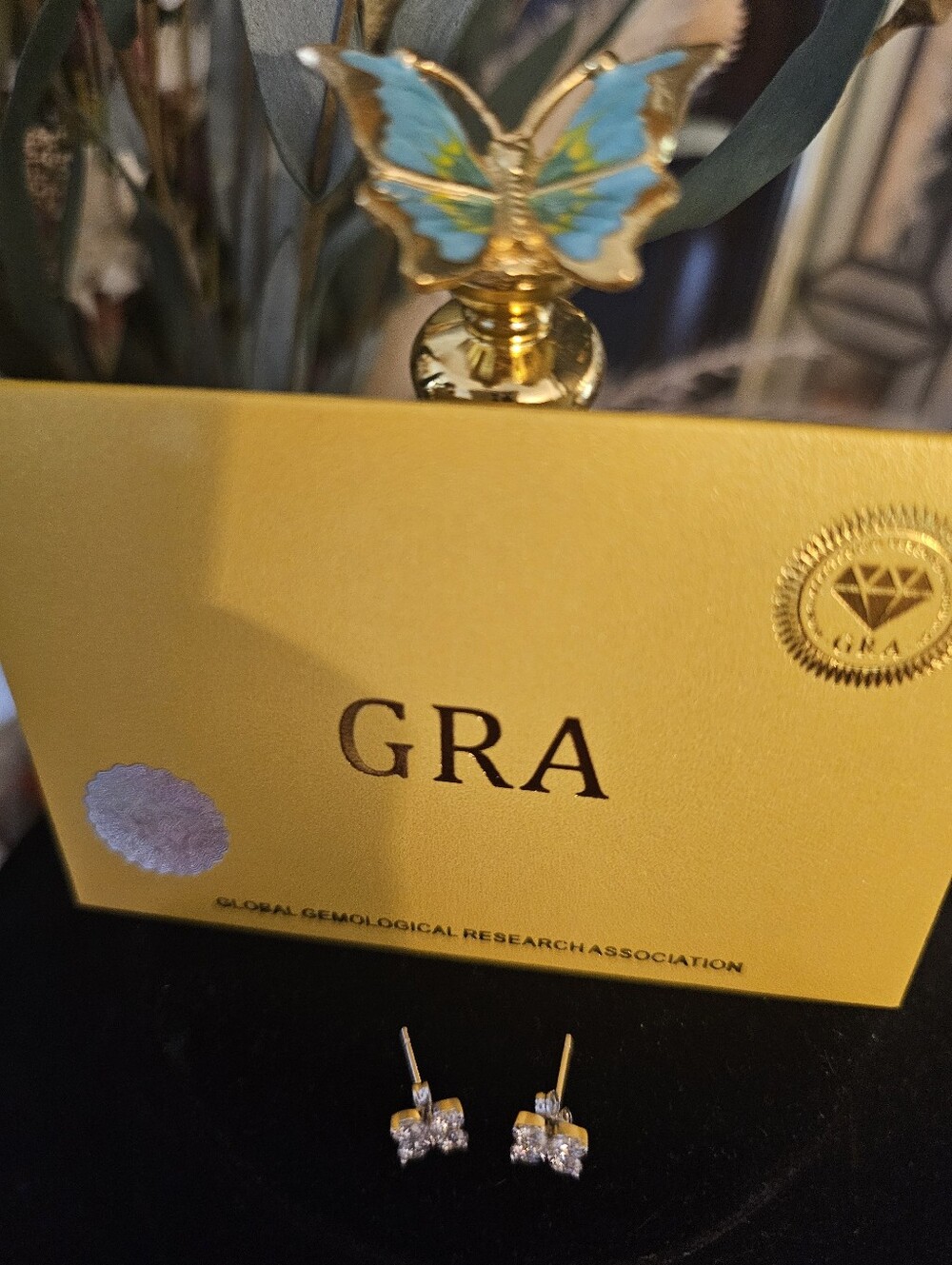 Moissanite Clover Earring with GRA - Picture 5 of 8